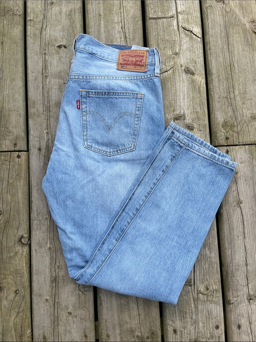 Levi's Women's 501 Distressed Straight Jeans Size 28
